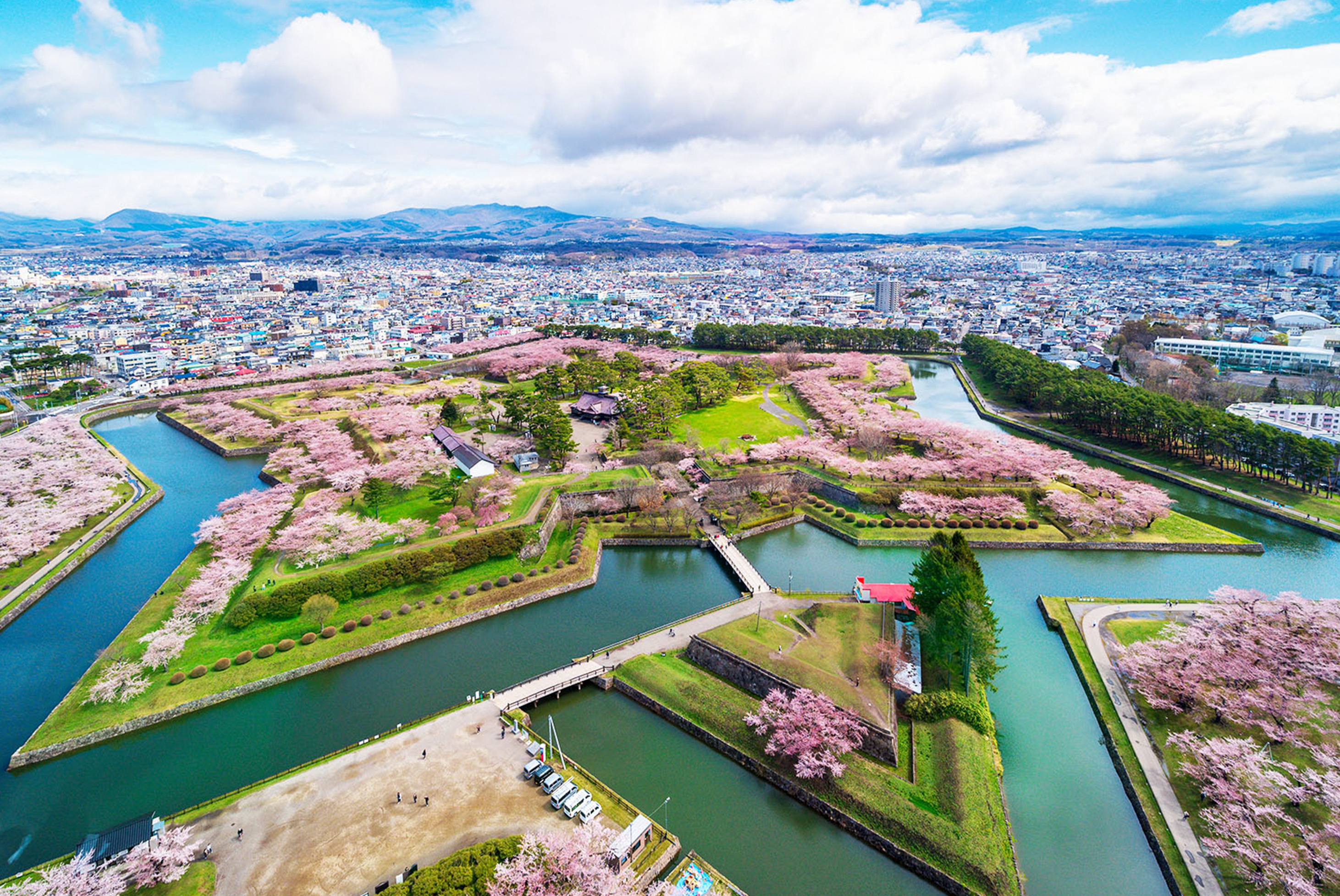 北海道櫻花之戀、鑽石百萬夜景五日