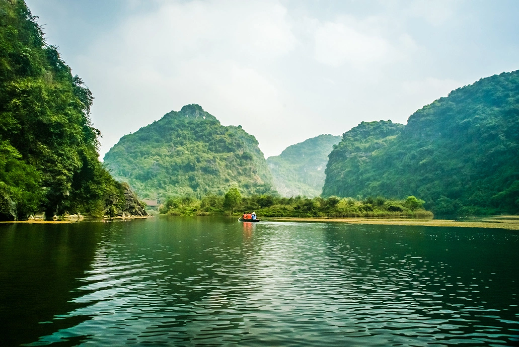 	
航向北越風情五日